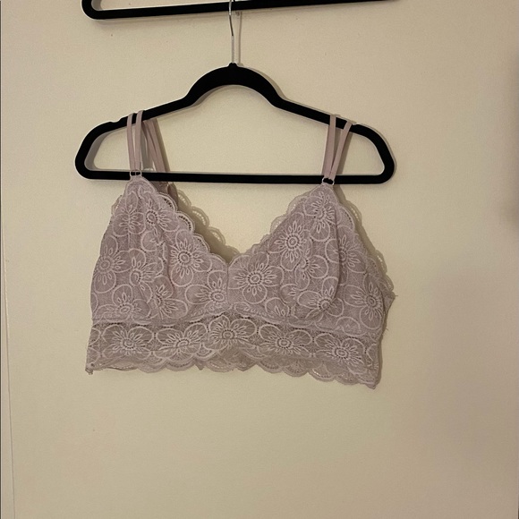 Aerie Bralette - Picture 1 of 4